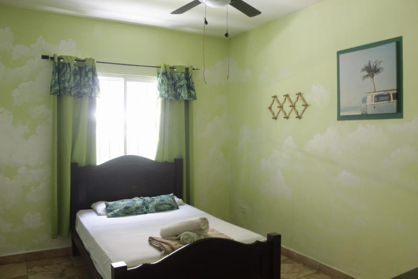 Cataleya Hostel Бокас дел Торо Екстериор снимка